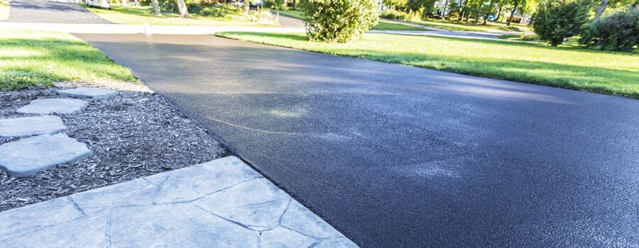 Driveway sealcoating by Asphalt Express Paving LLC